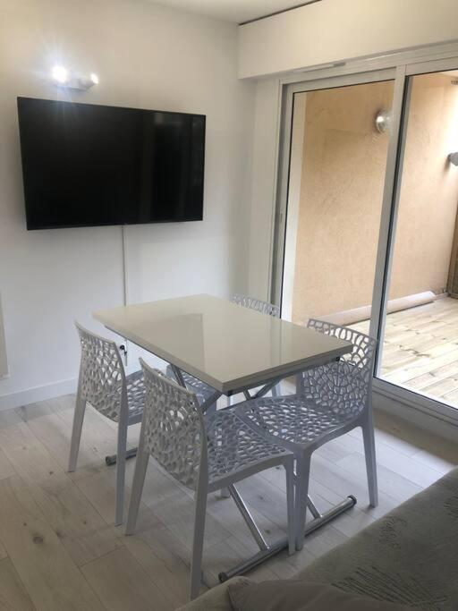 Studio 25M2 Hyeres Plages Zewnętrze zdjęcie